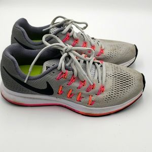 Nike Pegasus 33 Size 8.5
